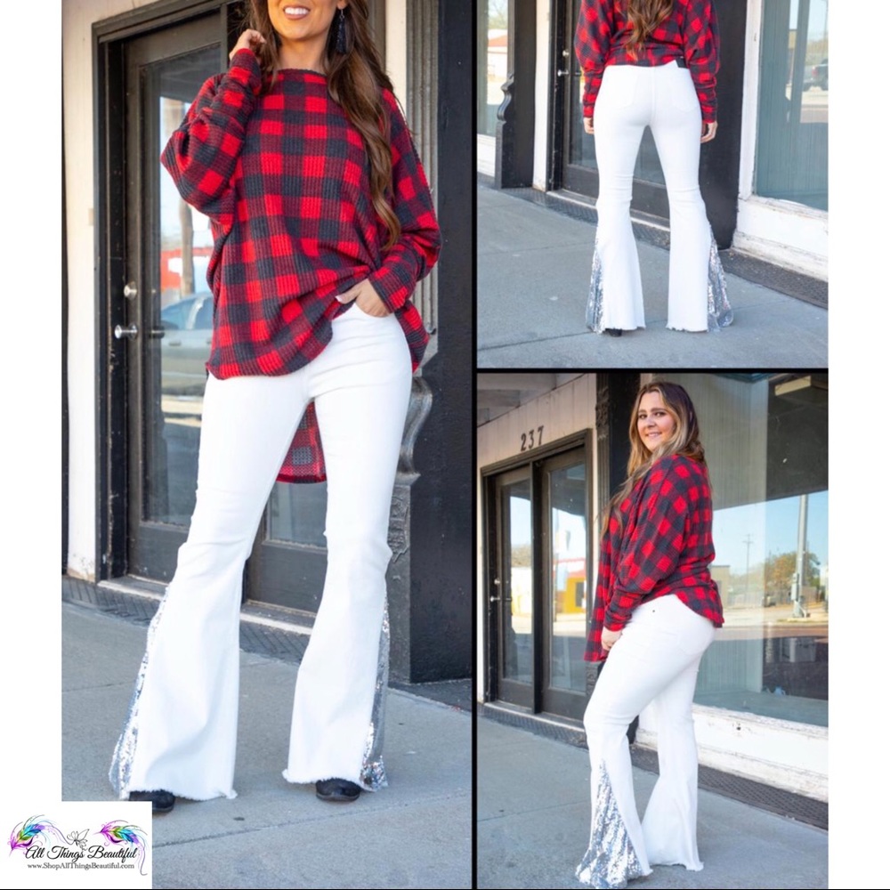 PLUS⭐️L&B White Silver Sequin Accent Flare Jean…